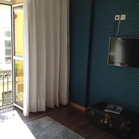 Lovely @ Aveiro's Downtown דירה אבאירו